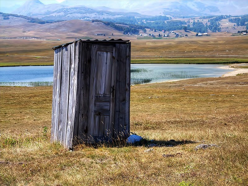 i-bi-nedelja-kakistokratija