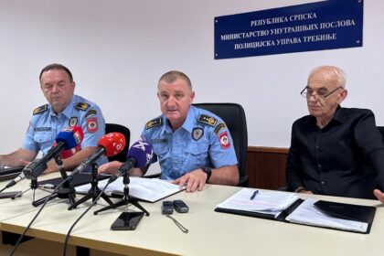 Siniša Laketa, načelnik PU Trebinje (u sredini) Foto: Direkt