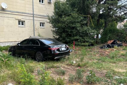 Mercedes koji je učestvovao u nesreći u kojoj je poginuo Dušan Kisa