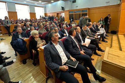 Javna rasprava o nacrtu Ustava RS u Trebinju