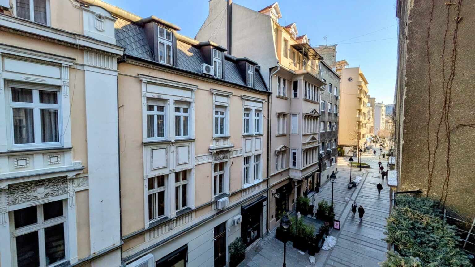 Stan se nalazi nedaleko od glavne pješačke ulice u Beogradu