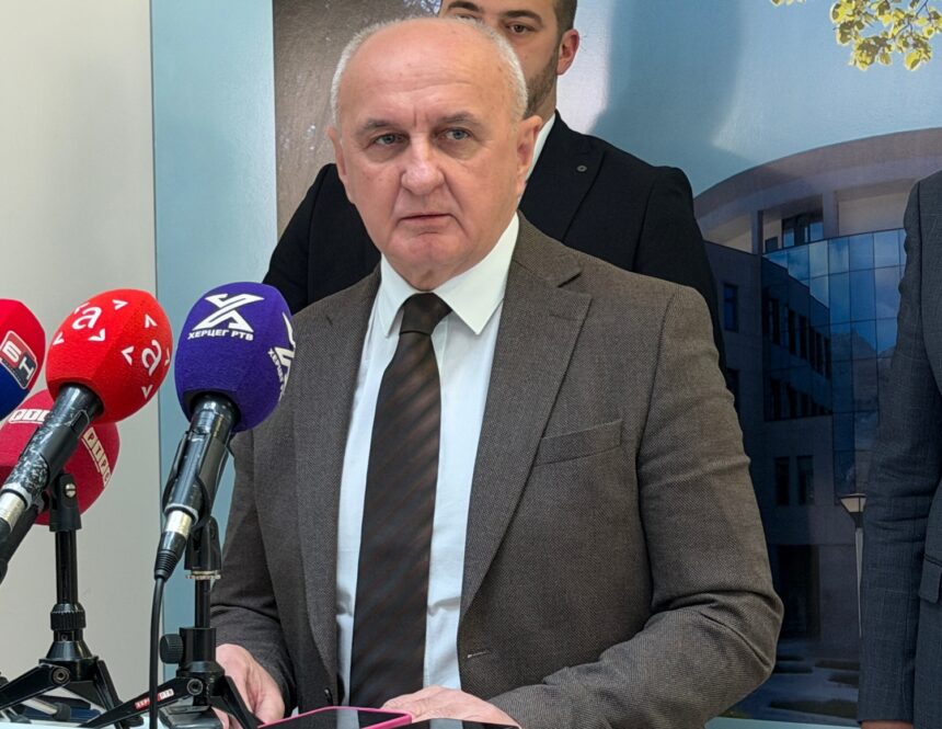 MInistar Petar Đokić