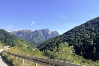 pogled na Zelengoru sa puta Gacko- Foča