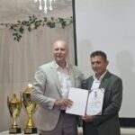 Maksim Skoko i Željko Tepavčević prilikom svečanosti uručenja zahvalnica za doprinos ŽOK Gacko