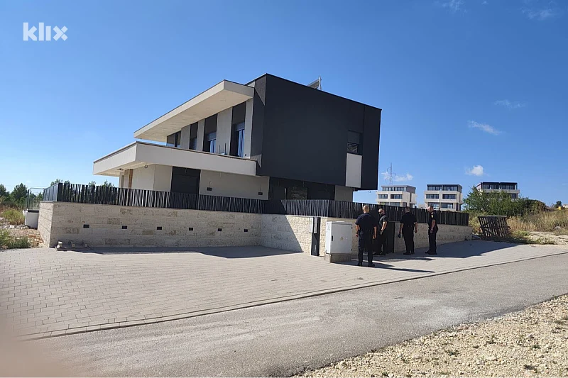 Luksuzna vila na Ivanici